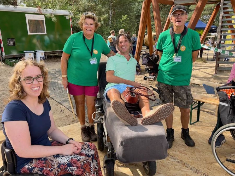 Plateau voor rolstoelen op Theter op t Zand